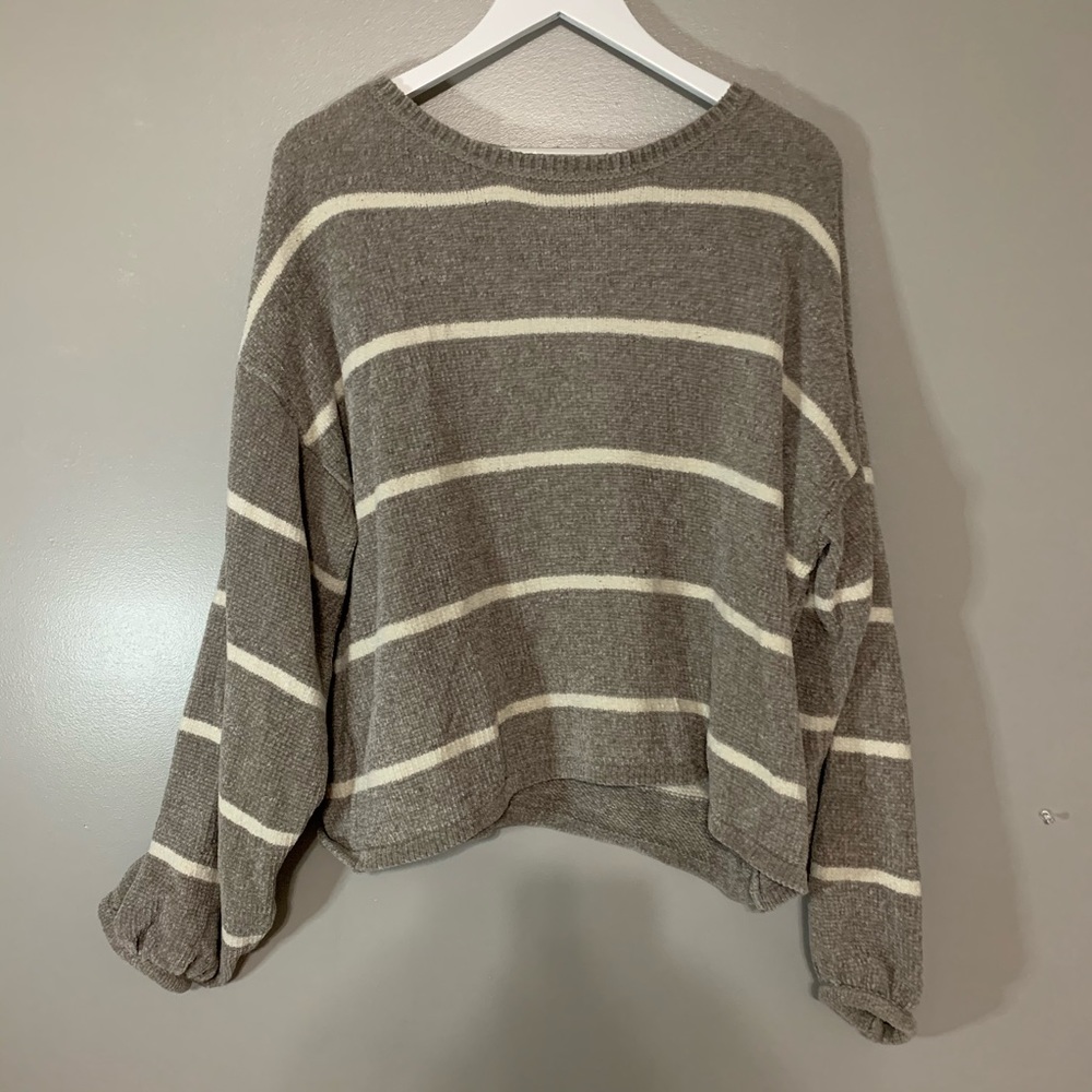 SUPER Soft  crop sweater
